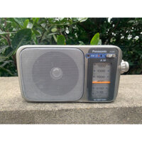 Thanh lý : radio Panasonic R-2200 1 band thiếu quai xách