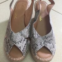 Thanh lý sandal đế xuồng da rắn