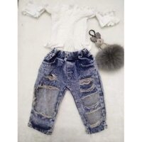 Thanh lý sét áo trễ vai quần jean rách cá tính