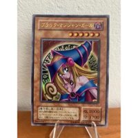 Thẻ bài Yugioh 2000 Dark Magician Girl P4-01 Ultra rare