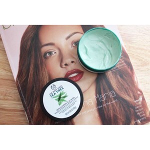 THE BODY SHOP TEA TREE SKIN CLEARING CLAY MASK