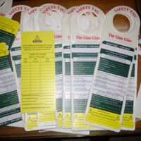 Thẻ giàn giáo Safety tag Hanko ( #2 thẻ chèn + 1 thẻ treo)