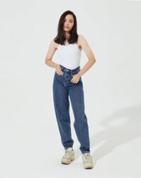 The Original Mom Jeans - True Blue Wash