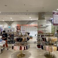 Thi công kệ trưng bày đồ lót ở Aeon Mall Long Biên