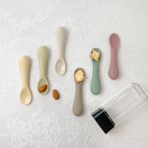 Thìa ăn dặm silicone Modui