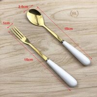 Thìa cafe - NĩaRĩa size Bé  THÌA NĨA INOX CÁN SỨ - Thìa Trắng Vàng