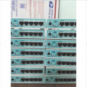 Thiết bị cân bằng tải Mikrotik RB750Gr3