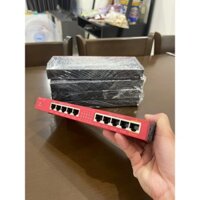 Thiết bị cân bằng tải router MikroTik RB2011iL-IN chịu tải 80 - 100 user like new còn đẹp lắm