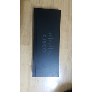 Thiết bị chia mạng Switch Cisco SG95-16