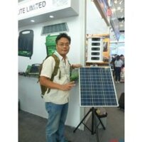 Thiết bị xua đuổi chim năng lượng mặt trời cực kỳ hữu ích và mạnh mẽ cho các trang trại, vườn cây ăn quả, sân bay và những nơi chưa có điện.  Tấm pin 40W Hoạt động 24 giờ liên tục.  Tính năng, đặc điểm:  Hoán đổi âm thanh với 8 âm thanh  Vỏ bọc chịu thời tiết khắc nghiệt  Có thể lập trình cho các kết hợp âm thanh cụ thể, âm lượng và giờ hoạt động  Thiết bị bảo hành 12 tháng, tấm pin mặt trời bảo hành 5 năm