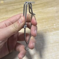 Thiết kế dáng rộng có khả năng chống rỉ sét trong bộ 5 móc câu cá bằng thép không gỉ này