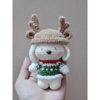 Thỏ đội mũ sừng hươu Noel