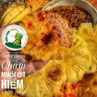 Thơm rim ô mai kèm muối ớt hiểm - hộp 300gr