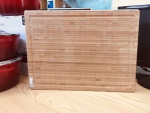 Thớt gỗ tre Zwilling 30772-400 (42x31x4 cm)
