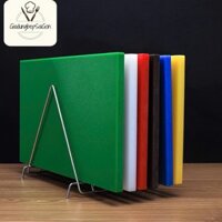 Thớt nhựa PE kháng khuẩn chống trượt dày 2cm ( nhiều size , nhiều màu )