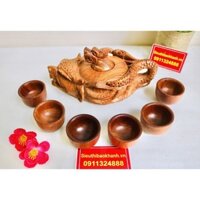THỦ CÔNG MỸ NGHỆ TẠI XƯỞNG-BỘ ẤM CHÉN GỖ HƯƠNG ĐỤC NGUYÊN KHỐI-BÁT TRÀNG BẢO KHÁNH