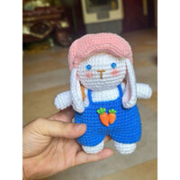 THÚ LEN: MÓC KHOÁ THỎ ĐEO GIỎ CÀ RỐT