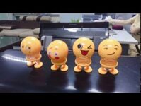 Thú nhún lò xo emoji mặt cười siêu cute