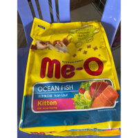 Thức ăn cho mèo con, đồ ăn hạt khô Me-o vị cá biển 1,1kg.