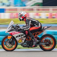 Thuê xe KTM RC390