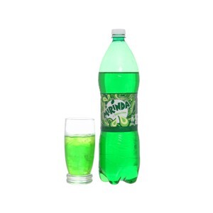 Thùng 12 chai nước ngọt Mirinda vị soda kem 1.5 lít