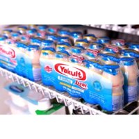 THÙNG 50 CHAI SỮA CHUA UỐNG LÊN MEN YAKULT ÍT ĐƯỜNG 65ML