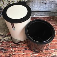 THÙNG ĐỰNG RÁC CÓ ĐẠP CHÂN LOCK&LOCK.