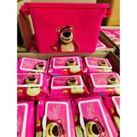 Thùng khăn ướt gấu dâu