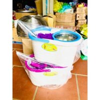 Thùng lau nhà 360 độ