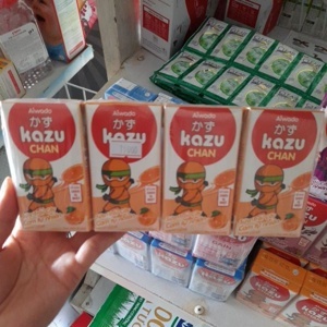 Thùng sữa bột pha sẵn Kazu Miễn Dịch Gold 110ml - 48 hộp (cho bé trên 12 tháng tuổi)
