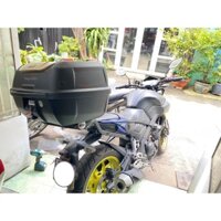 Thùng xe MT15 , thùng givi E43Gold và baga SRV MT15 , cốp xe MT15 , thùng givi E43NTL Gold gắn sau xe MT15