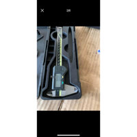 thước  kẹp  điện  tử  150 mm của  hãng Mitutoyo hàng nội địa Nhật