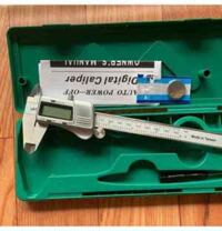 THƯỚC KẸP ĐIỆN TỬ L+R+T 200MM