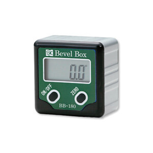 Thước thủy nivo điện tử có từ Niigata BB-180