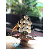 Thuyền Buồm Làm Từ Vỏ Ốc Biển Tự Nhiên.