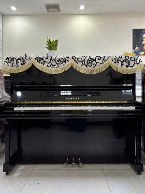 Đàn Piano Yamaha U30A