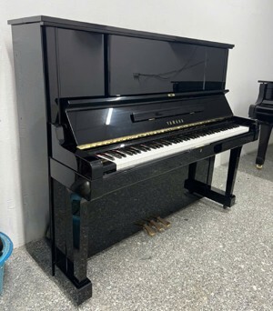 Đàn Piano Yamaha UX3 (UX 3) - Piano cơ