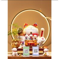 Tiểu cảnh mèo thần tài lớn .