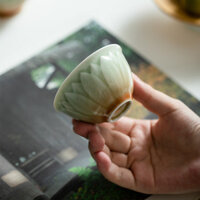 Tiểu Trúc Đường xanh phù điêu cánh hoa chủ nhân gia dụng công phu phẩm uống trà gốm sứ chén nhỏ