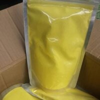 Tinh bột nghệ nguyên chất tự làm được chọn từ các củ nghệ tươi rửa sạch, nạo vỏ, lọc kỹ,phơi khô và nghiền nhỏ. HandMade