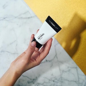 Tinh chất kháng mụn chống lão hóa The Inkey List Retinol Serum 30ml