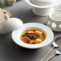 Tô sứ trắng có nắp đậy cách nhiệt kèm bếp cho nhà hàng kiểu phương Tây