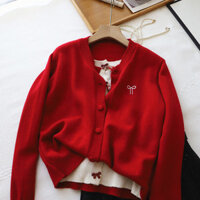 Tóc Nhanh Giả Hai Mảnh Thiết Kế Hàng Đầu Niche Đan Top Cardigan Áo Len Áo Len Nhỏ Màu Đỏ Áo Nơ Nữ Thêu Ngọt Ngào Áo Len Dài Tay Giảm Tuổi Nữ 2024 Thu Đông Hồ