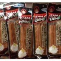 TOM1   [Bim bim tăm cay đen siêu ngon (Gói 27gr) ANHND1