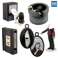 Tomei TOMY Nhật Bản Chính Hãng Viên Đồ Chơi Nửa Đêm Sadako Chuông Xấu Phim Kinh Dị Cổ Điển Cảnh Trang Trí Mô Hình