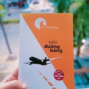 Tony buổi sáng - Trên đường băng