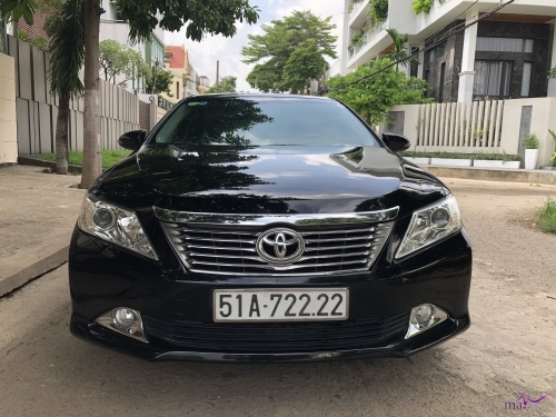 Xe ô tô Toyota Camry 2.5Q