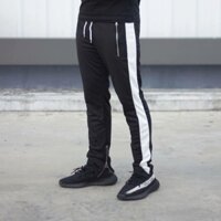 Track pants zip