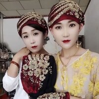 [Trái Tim Tím] Mũ Trùm Đầu Hình Hoa Đuôi Phượng Hoàng Đính Kim Sa Màu Trắng