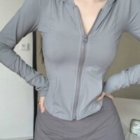 Trang phục chống nắng Tôn dáng bằng lụa lạnh màu xám Áo cardigan thoáng khí chống tia cực tím mẫu mới mùa hè 2025 nữ áo khoác mỏng nhẹ vải mát chống tia cực tím có thể gập gọn cầm tay ôm dáng thon gọn thoáng khí nhanh khô